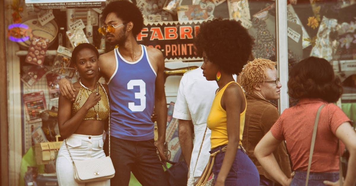 découvrez tout ce qu'il faut savoir sur les stocks : définitions, types, gestion et stratégies pour optimiser vos investissements ou la gestion d’inventaire dans votre entreprise.