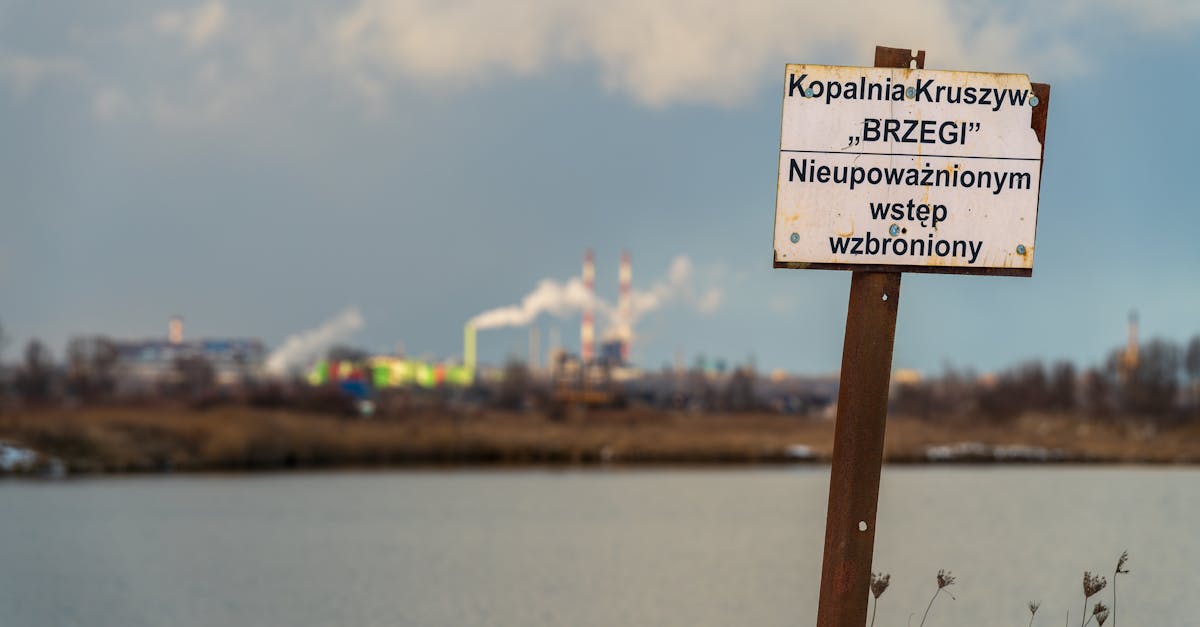 découvrez ce qu'est un dépassement de découvert non autorisé, ses conséquences sur vos finances et les solutions pour éviter les frais bancaires liés à une situation de unauthorized overdraft.